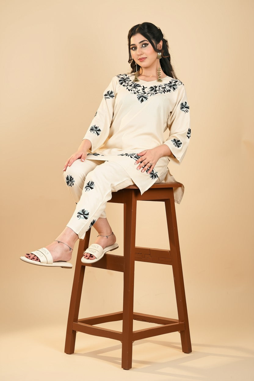Ivory Charm Embroidered Set